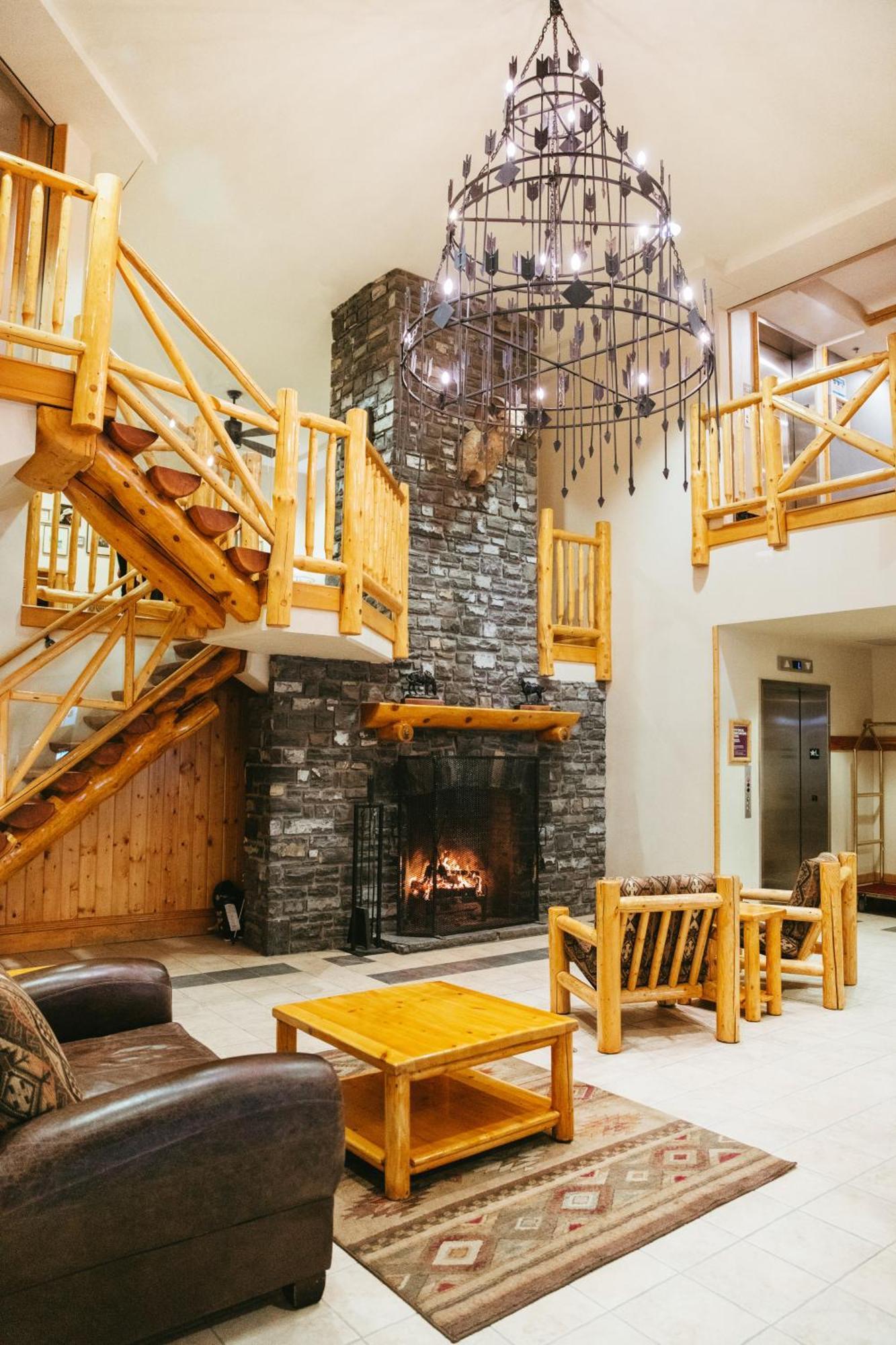 Brewster Mountain Lodge Банфф Екстер'єр фото