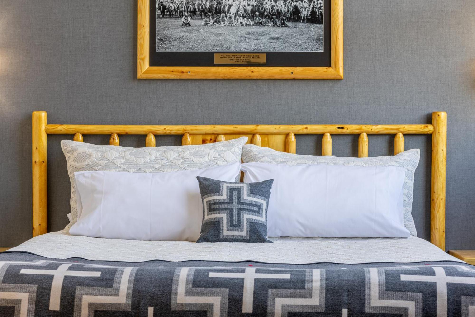 Brewster Mountain Lodge Банфф Екстер'єр фото
